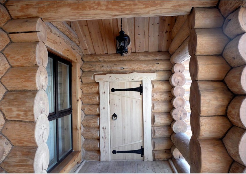 Ha fürdõbárt épít bárból vagy faházból, ideális tömörfa ajtók sorozata