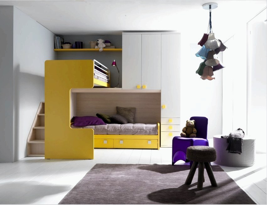 Bútorkészlet gyerekeknek - szekrény, polcok és emeletes ágy