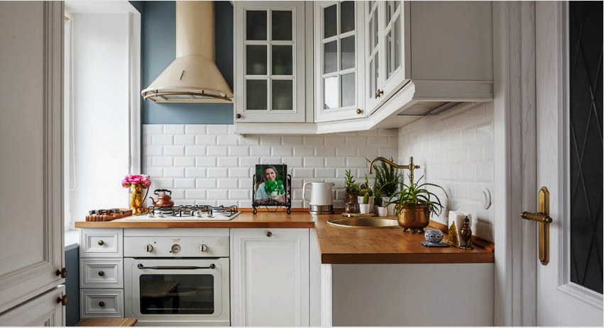 Kerámialapok a konyhához: hogyan válasszuk ki a burkolólapot a falhoz és a padlóhoz