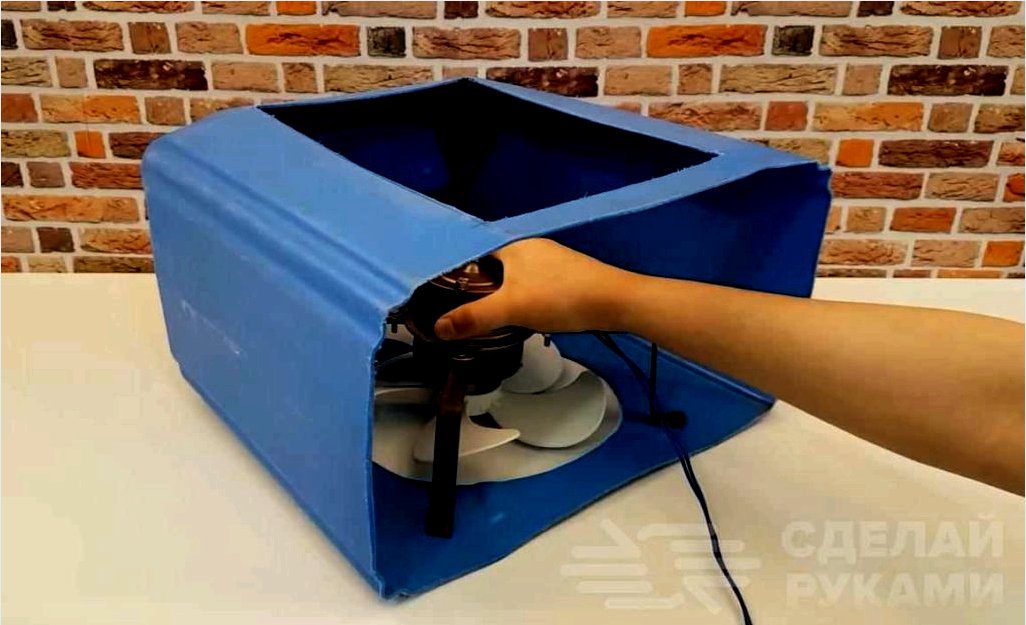 Mini "légkondicionáló" a házhoz műanyag tartályból