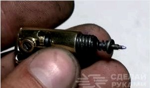 Kulcstartó mini toll