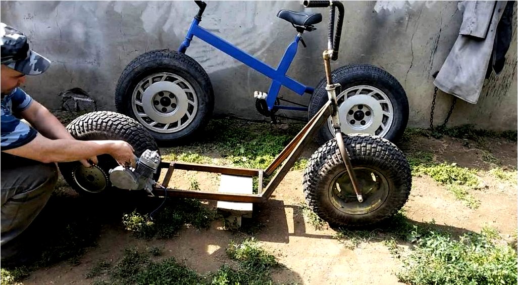 Erőteljes házi robogó kerékpármotorral