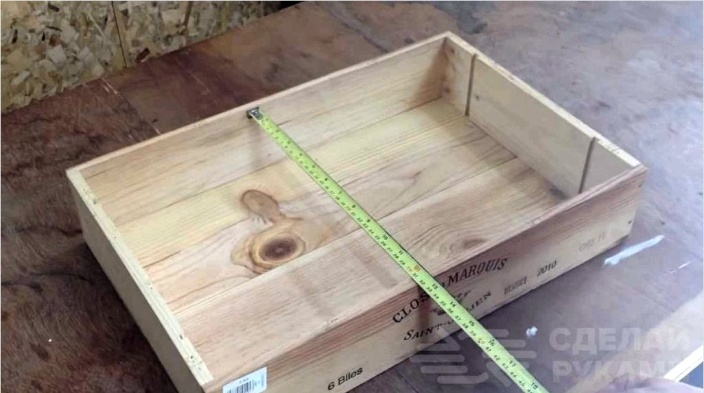 Fából készült szekrény csomagoláshoz