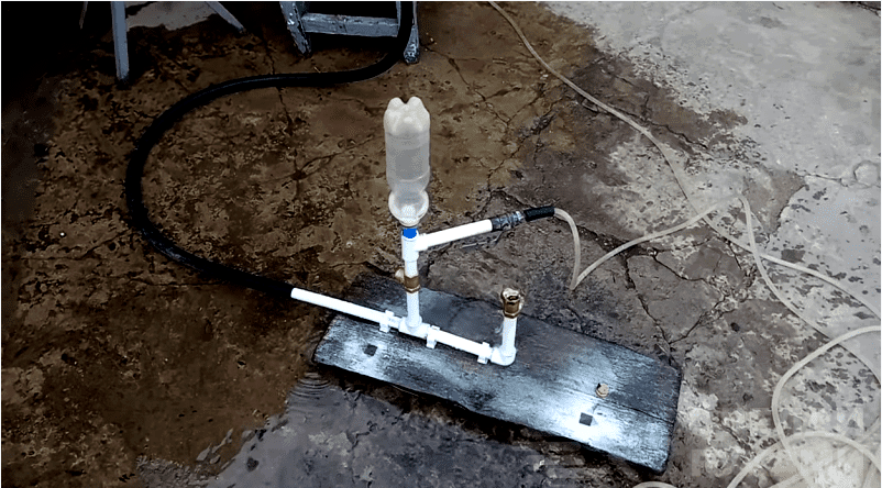 A víz szivattyúzására szolgáló eszköz elektromos szivattyú használata nélkül