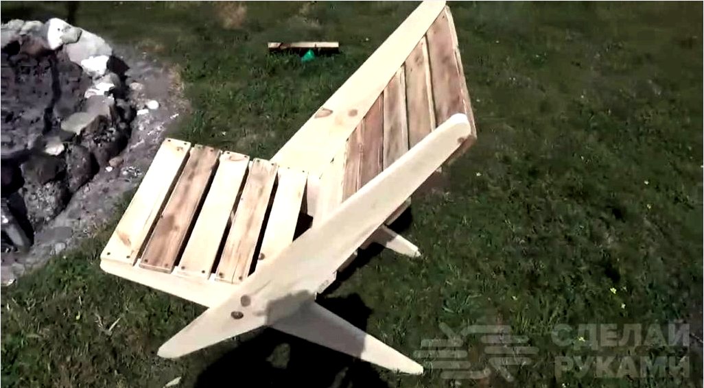 Összecsukható fa szék nyaraló és szabadtéri kikapcsolódáshoz