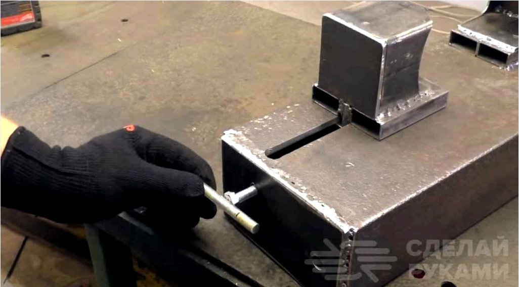 Gép csövek tisztításához sarokcsiszolóktól és fémhulladéktól