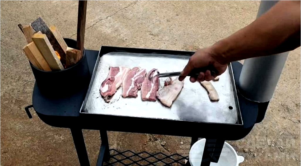 Kültéri kemencében sült hús főzéshez