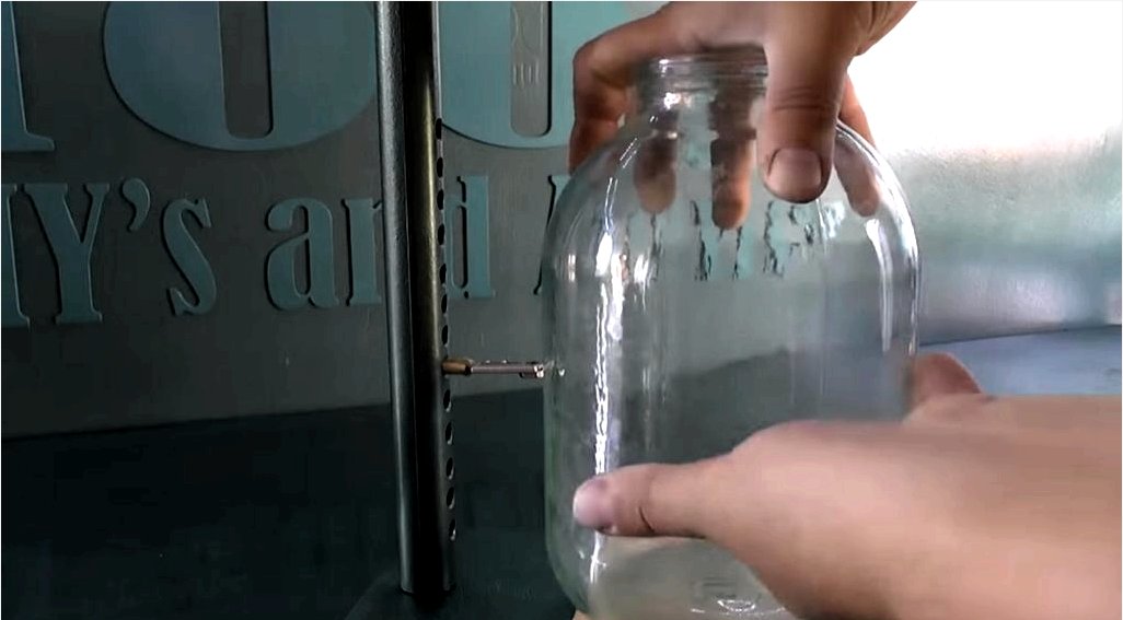 Univerzális mini gép üvegpalackok és kannák vágására