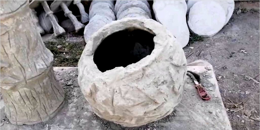 Cement virágcserép szikla textúra egy gumi labdát