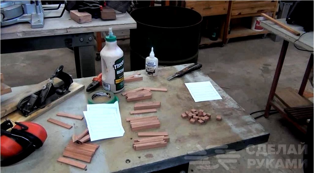 Hogyan készítsünk fából készült raklapokat bögrékhez raklapok formájában