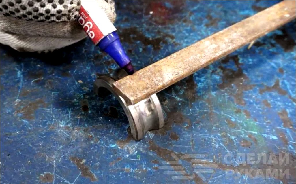 Hogyan lehet könnyen eltávolítani a szorosan illeszkedő gumi tömlőt a csőből