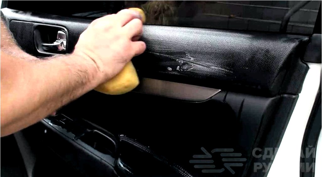 Hogyan tisztítsuk meg az autó belső részén lévő műanyagot improvizált eszközökkel