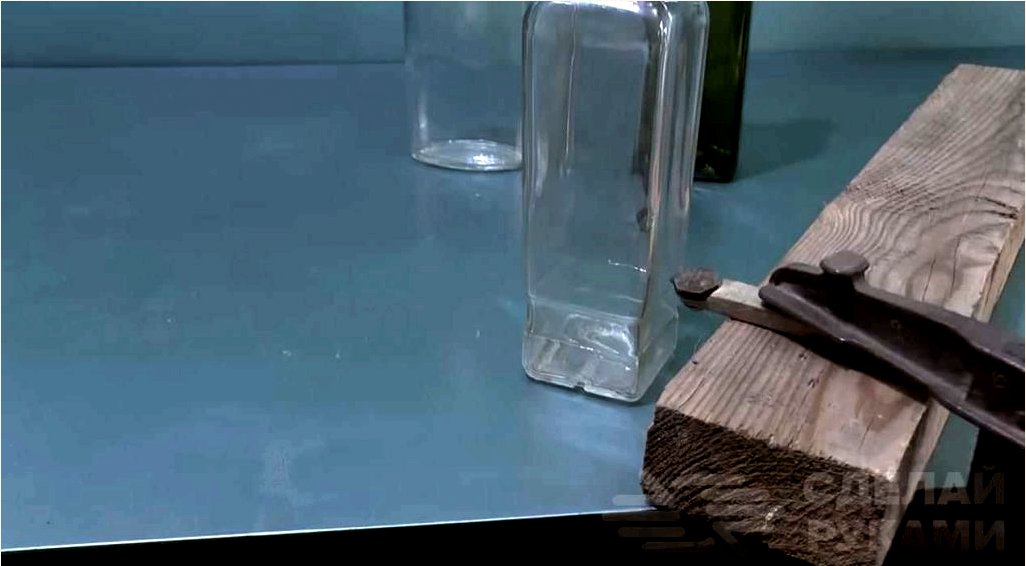 Hogyan lehet egy négyszögletes üveg palackot vágni