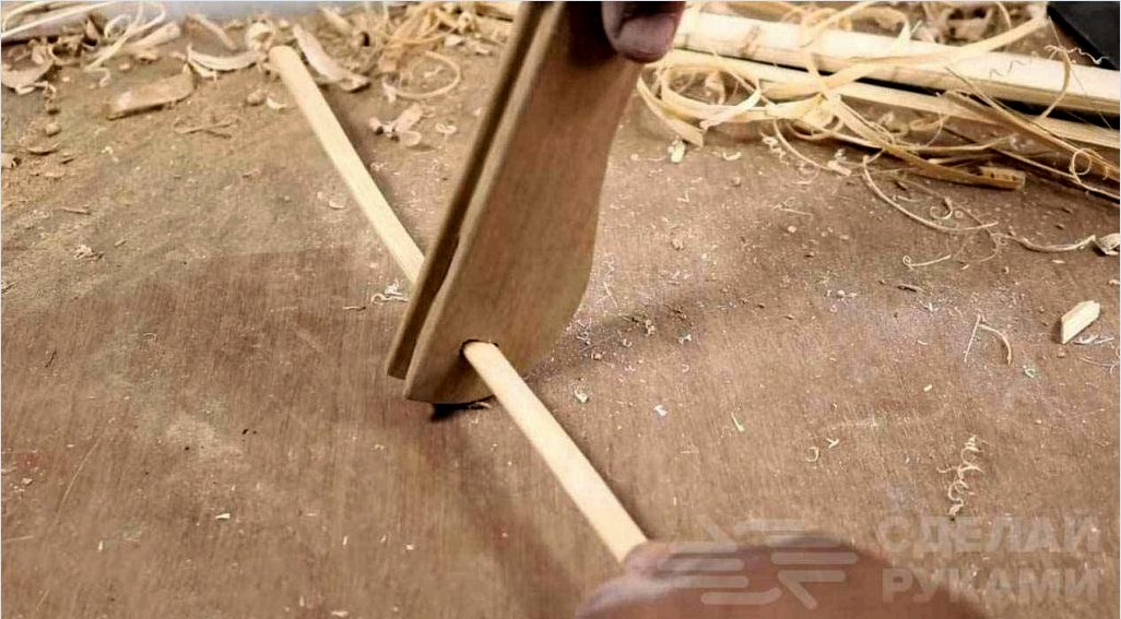 Hogyan készítheti el a legegyszerűbb fából készült számszeríjat saját kezével
