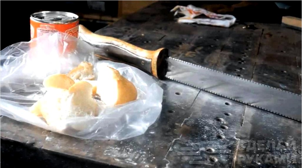 Hogyan készítsünk egy nagy "csináld magad" machete-kést