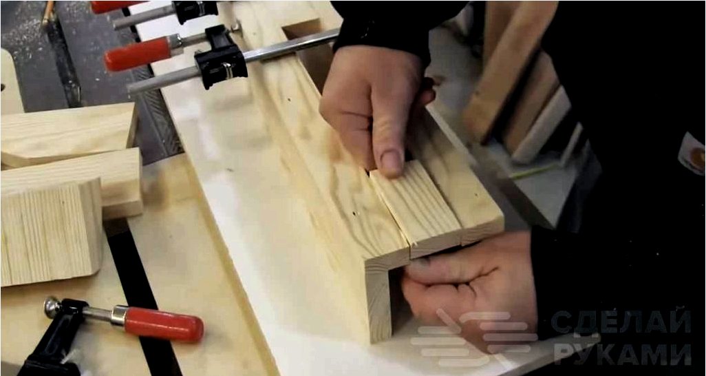 Hogyan készítsünk egy fapadíjat egy műhelyhez