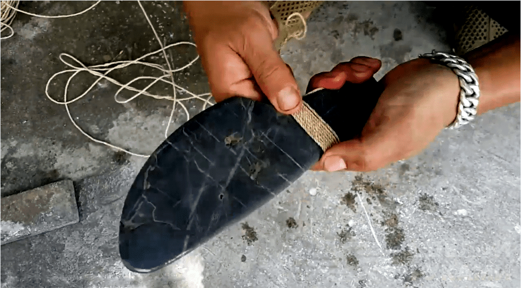 Hogyan készítsünk éles kést természetes kőből?