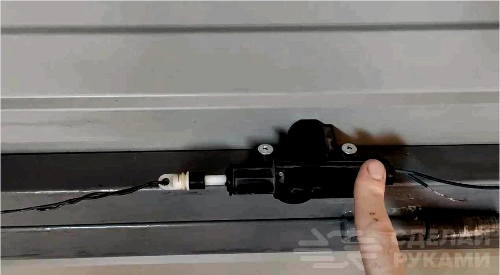Hogyan lehet a szekcionált ajtókat nyitni a távirányítóról?