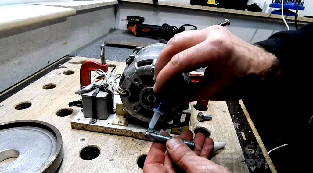 Hogyan lehet meghosszabbítani az elektromos motor tengelyét saját kezével