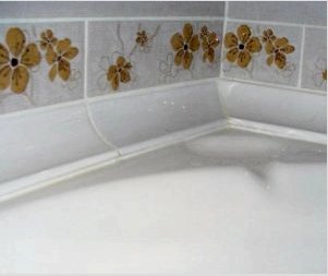 Rögzítjük a kerámia fürdőszegélyt: Áttekintés és típusok- Méretek- Szerelési jellemzők: Előnyök és hátrányok 