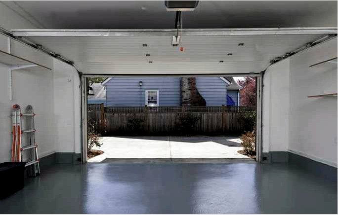 Csináld magad garázs egy karosszéria házban: Ötletek és lépésről lépésre útmutató