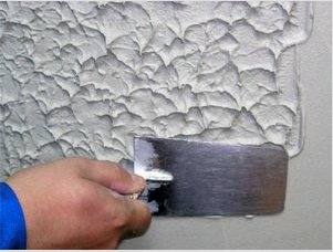 Hogyan készíthetünk saját kezű háttérképet a falhoz tapéta és festés céljából: Milyen történik, és hogyan kell velük dolgozni: Alkalmazási jellemzők 