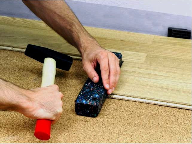 A parafa padlót saját kezünkkel ragasztóra helyezzük: a padló előnyei és hátrányai 