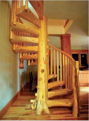Saját házunkkal építünk egy fa lépcsőt a házban: lépésről lépésre