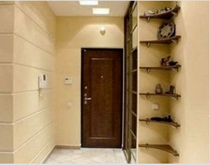 Befejezési lehetőségek a folyosóra egy lakásban vagy egy magánházban - Tippek a dekorációs módszerek megválasztásához: falak és padlók anyagai