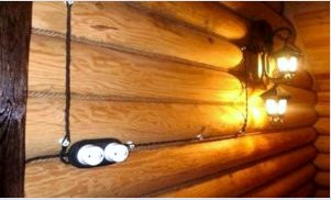 Hogyan kell a vezetékeket fektetni egy fából készült házban: Útmutatás
