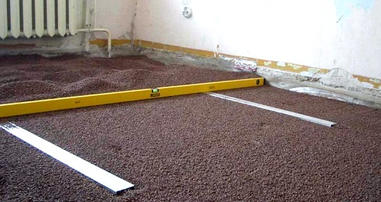 Csináld magad száraz padló esztrich: száraz padló esztrich készülék, egyszerű és gyors módja a padló szintezésének, a munka sorrendje és szakaszai