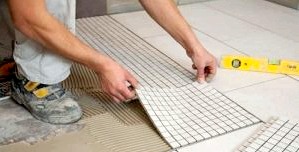 Mozaik a fürdőszoba padlóján: beépítés, beépítési szabályok