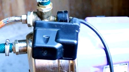 Víznyomás kapcsoló szivattyúhoz - felszerelés a szivattyúra és beállítás