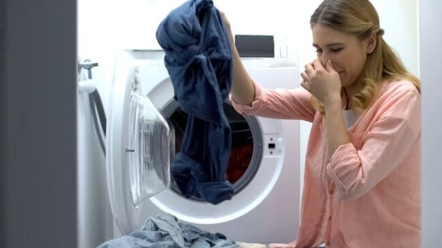 Megoldva! Mit tegyünk a büdös mosógép ellen?