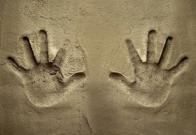 Cement a beton ellen: Egy téves személyazonosság esete