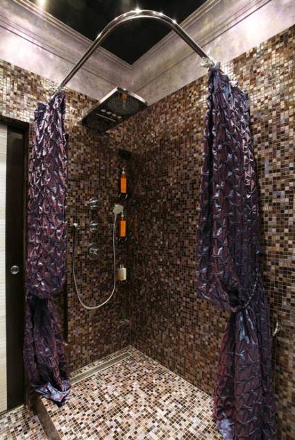 Hogyan készítsünk zuhanykabint saját kezűleg: példák és a szerkezet jellemzői