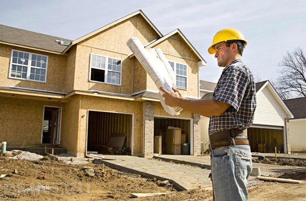 A ház építésére vonatkozó szerződés megkötése: figyelembe kell venni az árnyalatokat