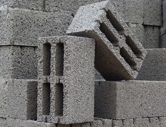 Milyen blokkok jobbak a házépítéshez: a típusok és jellemzők áttekintése