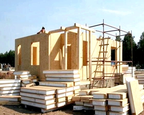A CIP-panelekből épített ház úgy áll össze, mint egy építőkészlet