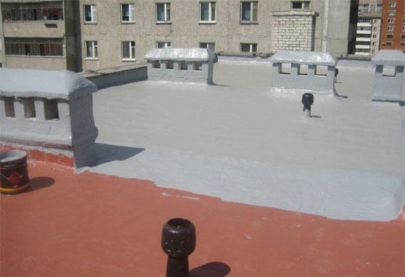Öntött tetőfedések - az öntött tetőfedés típusai, az elrendezés szabályai