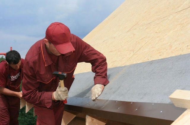 Hogyan kell telepíteni egy puha tető - tető saját kezűleg, lépésről lépésre útmutatót