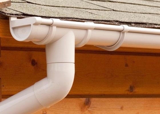 Vízelvezető csövek tetők - típusok, szabályok telepítése tető vízelvezető rendszer saját kezűleg