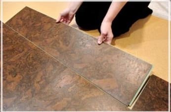 Reteszelhető parafa padló beépítési technika