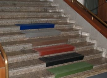 A laminált padló gumiküszöbének típusai, tulajdonságaik és előnyei