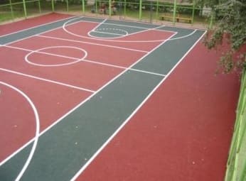 Sport önterülő padlók jellemzői, bevonatigénye alkalmazástól, beépítéstől függően