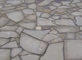 A természetes kő térkövek jellemzői, terjedelme és jellemzői