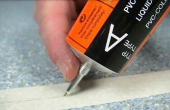 Hogyan ragasztják a linóleumot a betonpadlóhoz: a ragasztók kiválasztása, előnyei