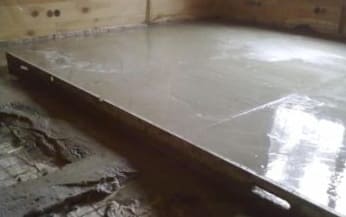 A betonlap padlóburkolatának lehetőségei - a munka elvégzésének eljárása