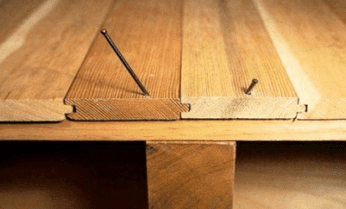 Csináld magad fapadlójavítás egy lakásban