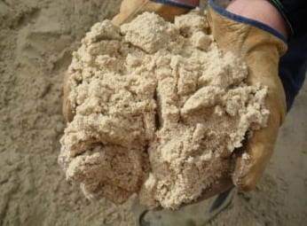 Hogyan válasszuk ki a megfelelő homokot az esztrichhez, az oldat tulajdonságait és arányait
